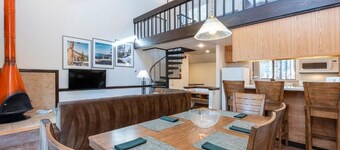 New Year’s Eve 2026! 2BR+Loft at Club Tahoe – Sleeps 6, Fireplace & Hot Tub