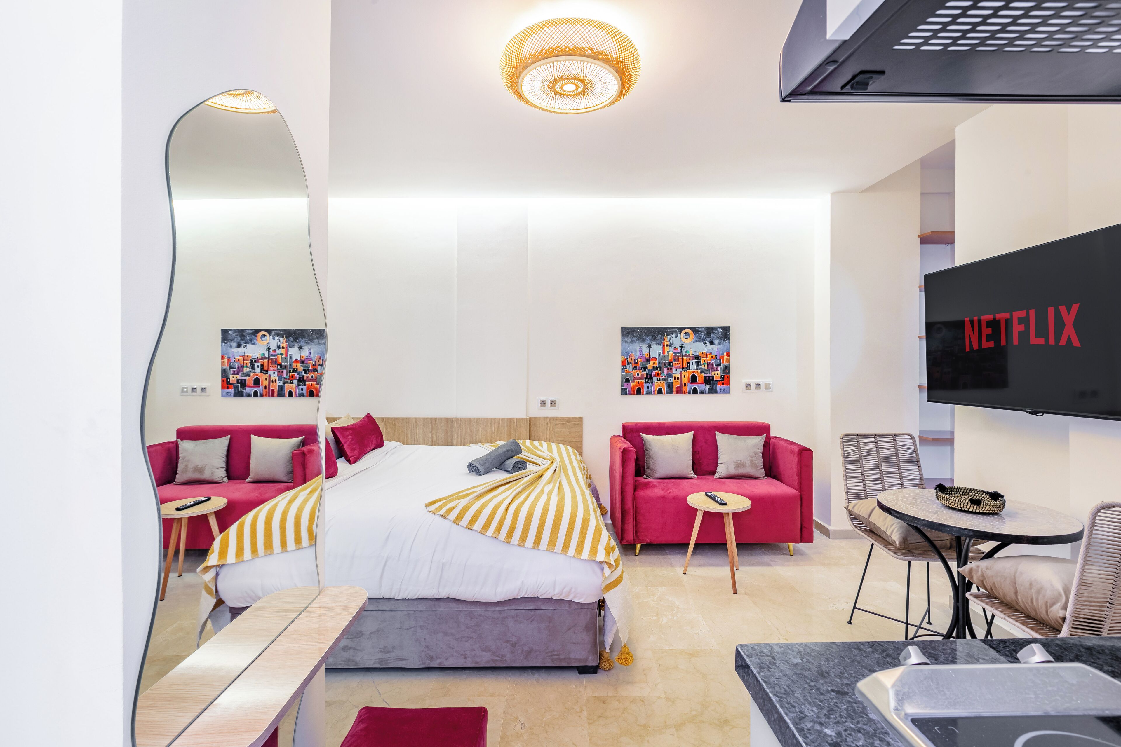 Strykejern/-brett, wi-fi og sengetøy