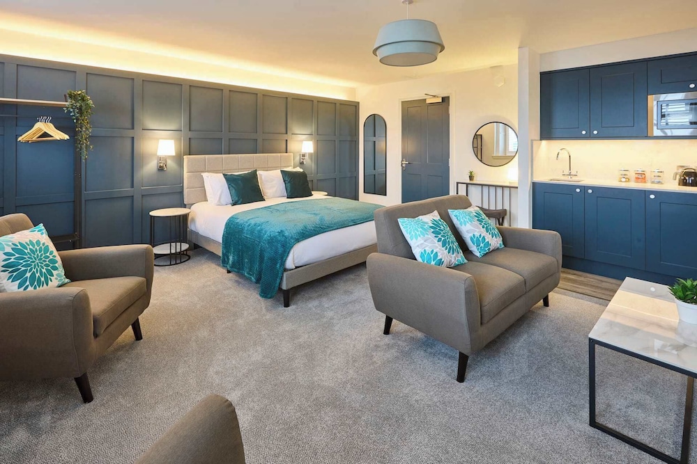 The Langley Hotel by null