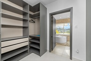 Interior - Bakval High Rise Retreat (Bakval)