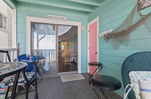 Terrace/patio - Beachfront Condo with Ocean Views (Murrells Inlet)