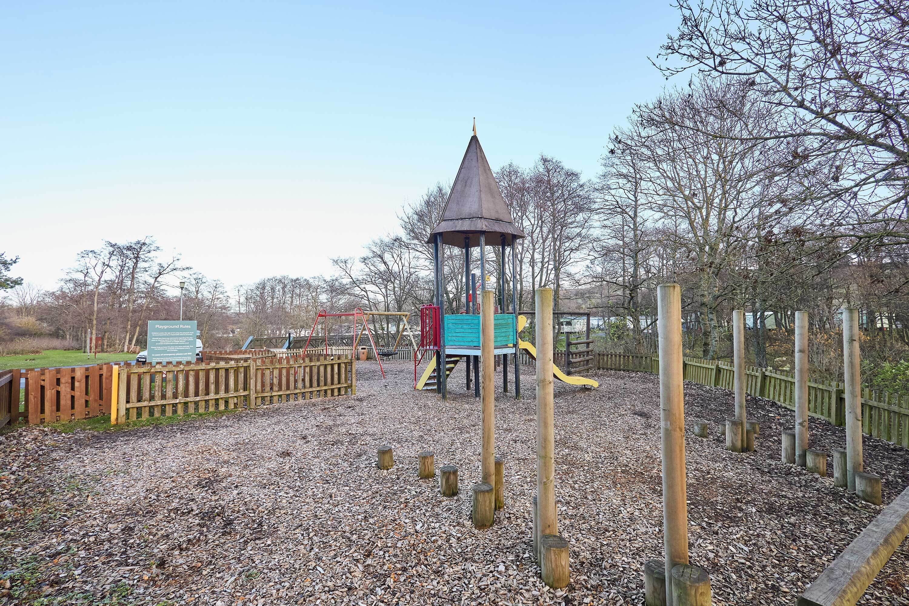 2 عدّة غرف نوم وخدمة الإنترنت