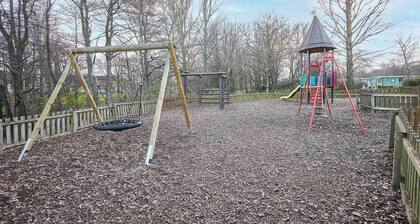 Host and Stay 421 Wooler Park