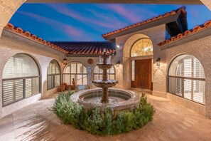 Terrace/patio - Sonoran Vista | Pool, Hot Tub & Panoramic Views (Fountain Hills)