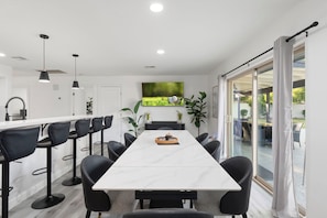 Dining - Saguaro Serenity | Stylish Home w Pool & Hot Tub (Scottsdale)