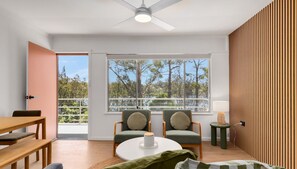 Interior - Blue Lotus Riverfront Villas Nelligen (Nelligen)