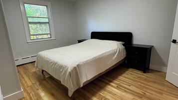 2 間睡房、熨斗/熨衫板、免費 Wi-Fi、床單