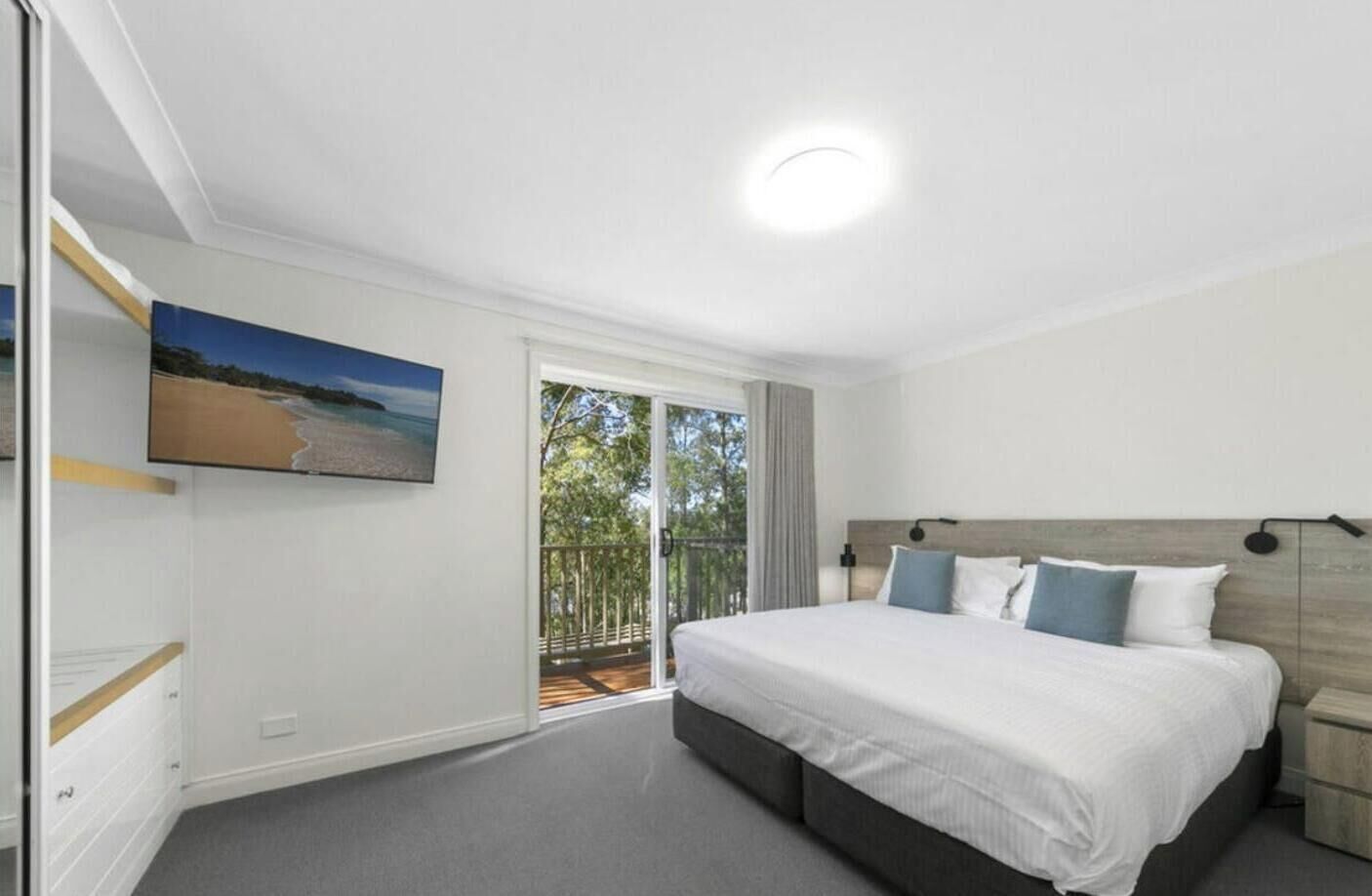 3 bedrooms, free WiFi, bed sheets