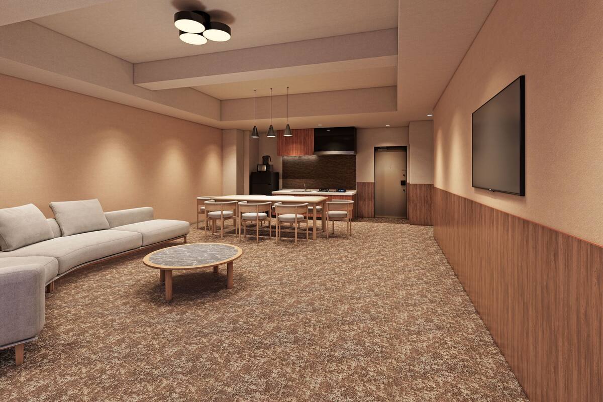 Deluxe Suite, Balcony, City View | Desk, free WiFi