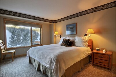 Shoshone Condominiums