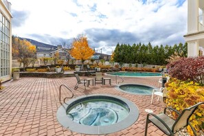 Pool - Long Trail 2 Bedroom with Stratton Mountain Views (Stratton)