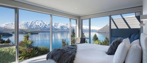 Iron/ironing board, WiFi