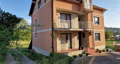 Schöne große Villa Vrcin by Interhome