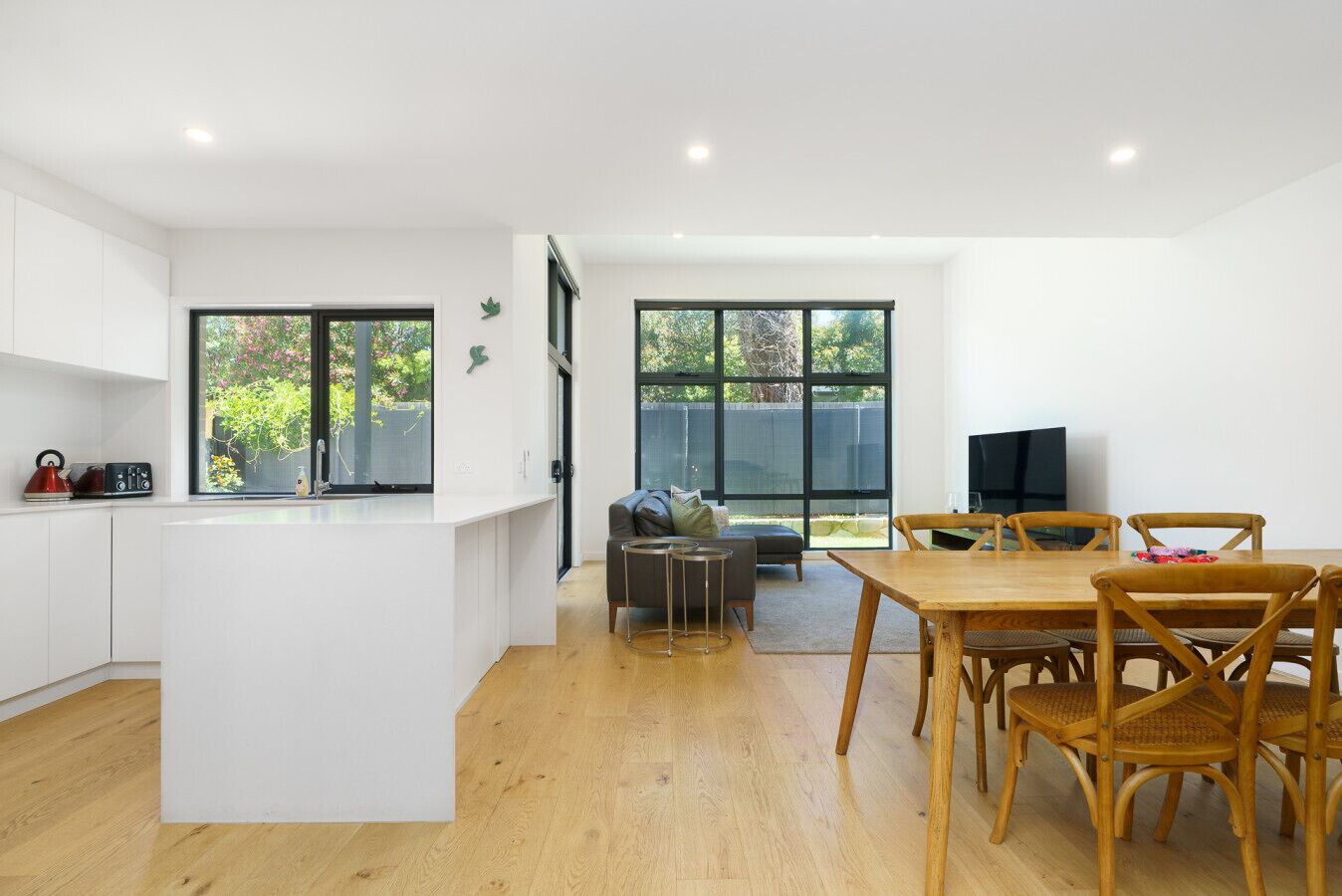 المنشأة من ا لداخل