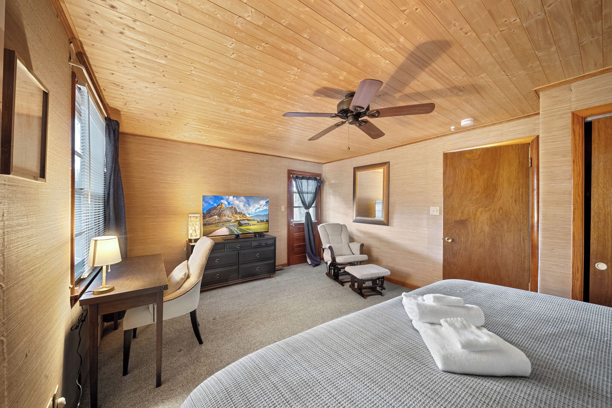 2 chambres, Wi-Fi gratuit, draps fournis