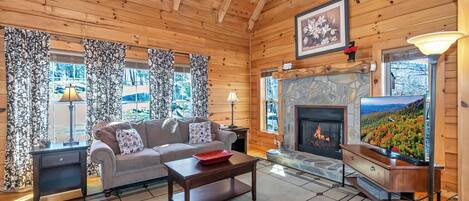 Smart-TV, Kamin, Tischfußball