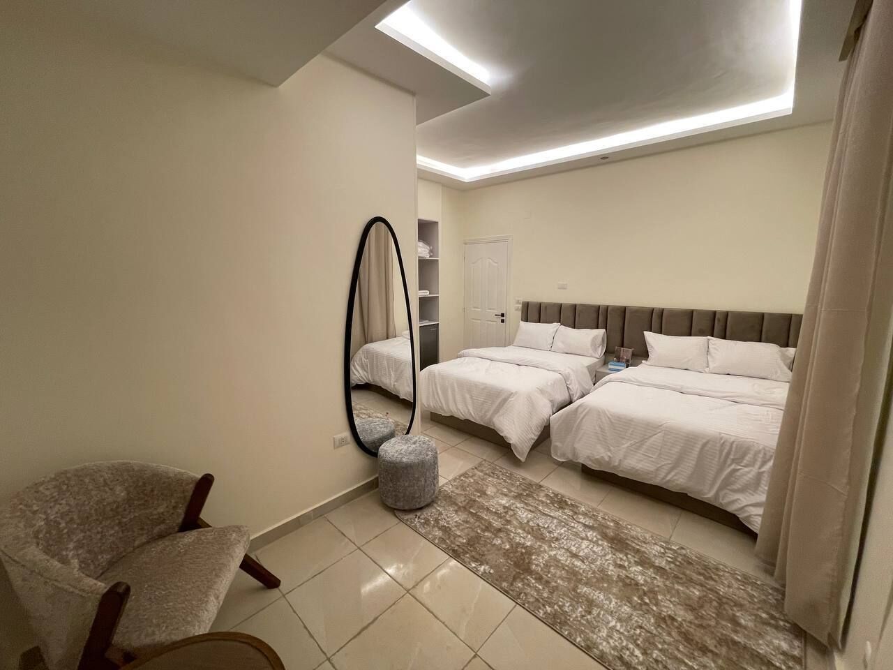 Deluxe Double or Twin Room | In-room safe, blackout drapes, soundproofing, iron/ironing board