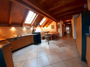 Dining - Apartment Jutta by Interhome (Stadtsteinach)