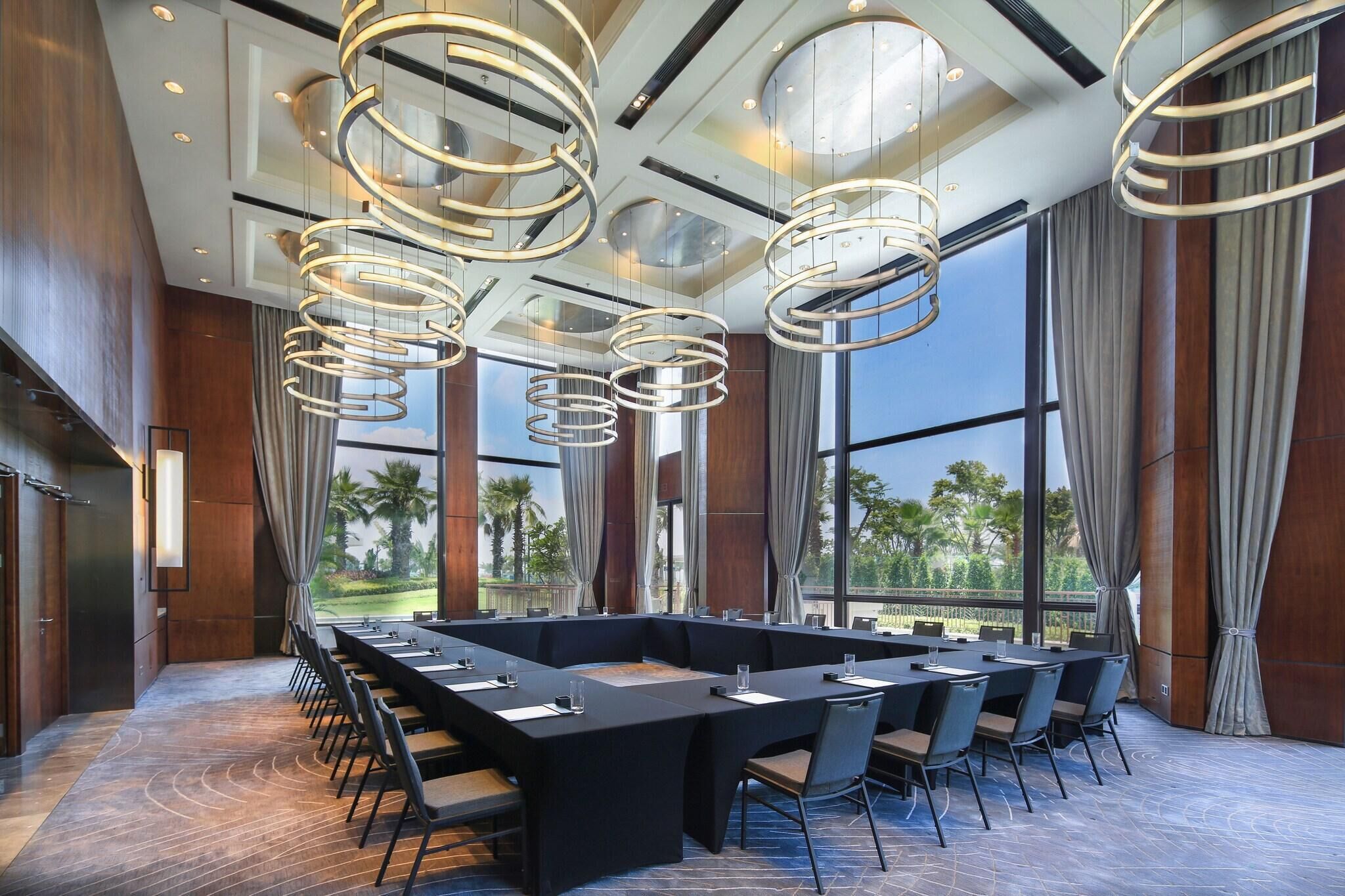 Meeting facility