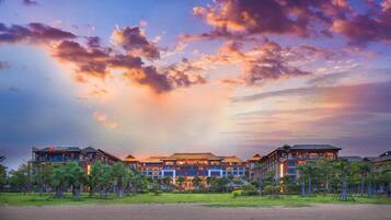 الإطلالة من المنشأة