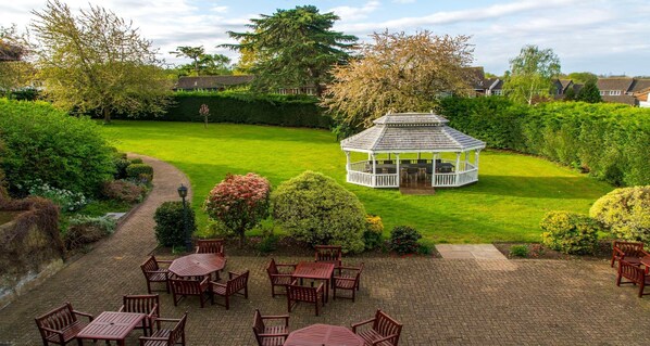 View from property - Newtown House Hotel (Hayling Island)