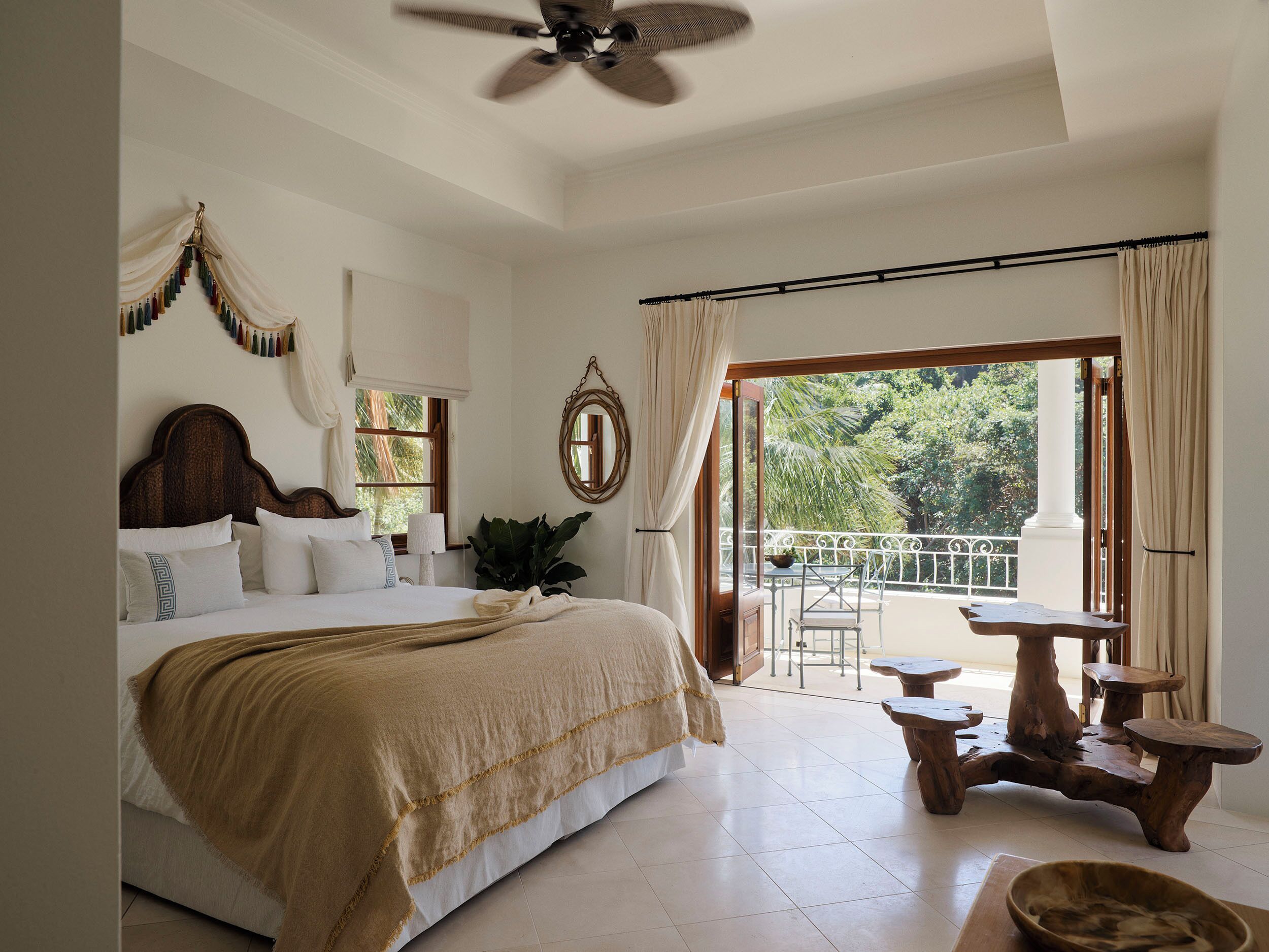 Iron/ironing board, free WiFi