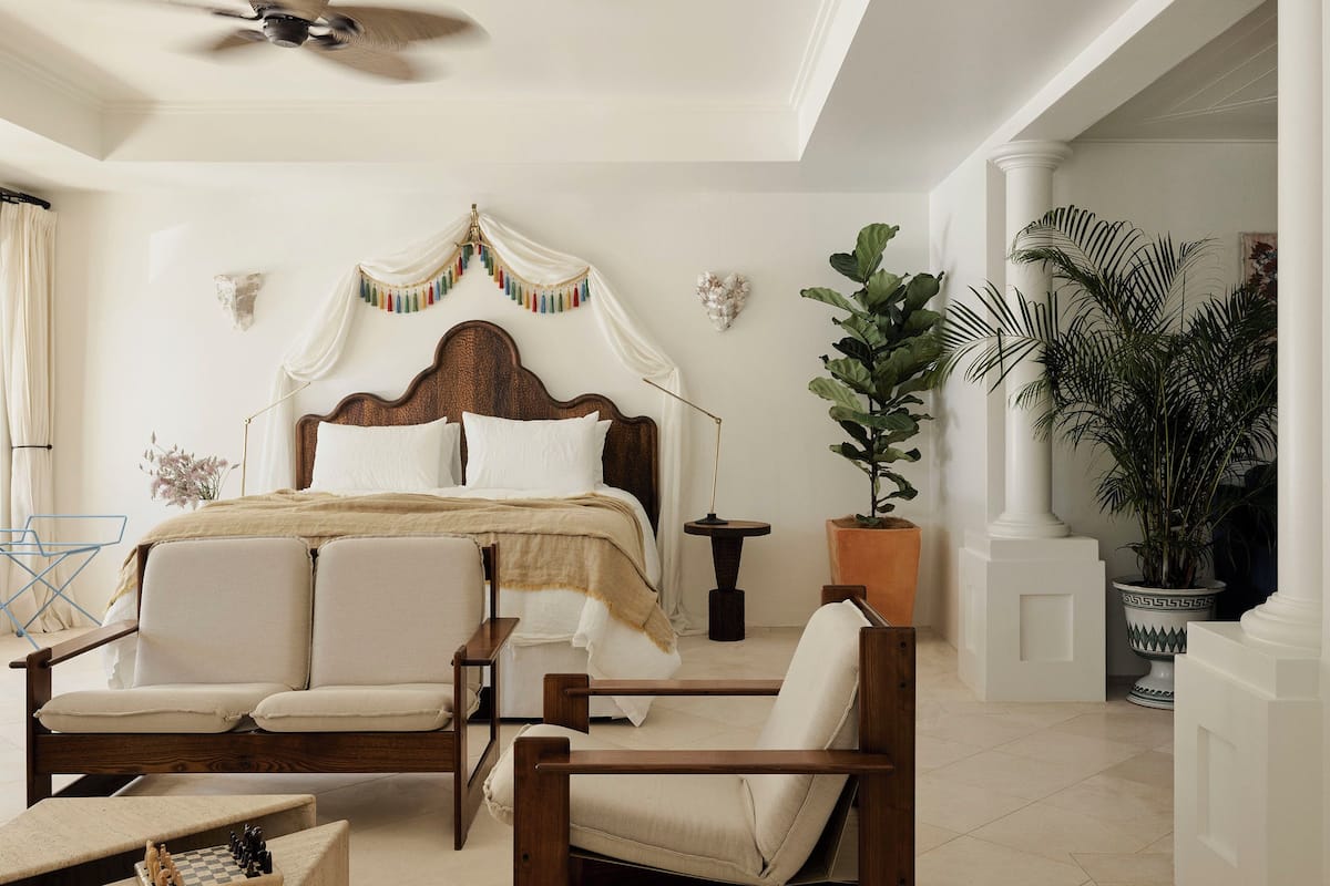 Iron/ironing board, free WiFi