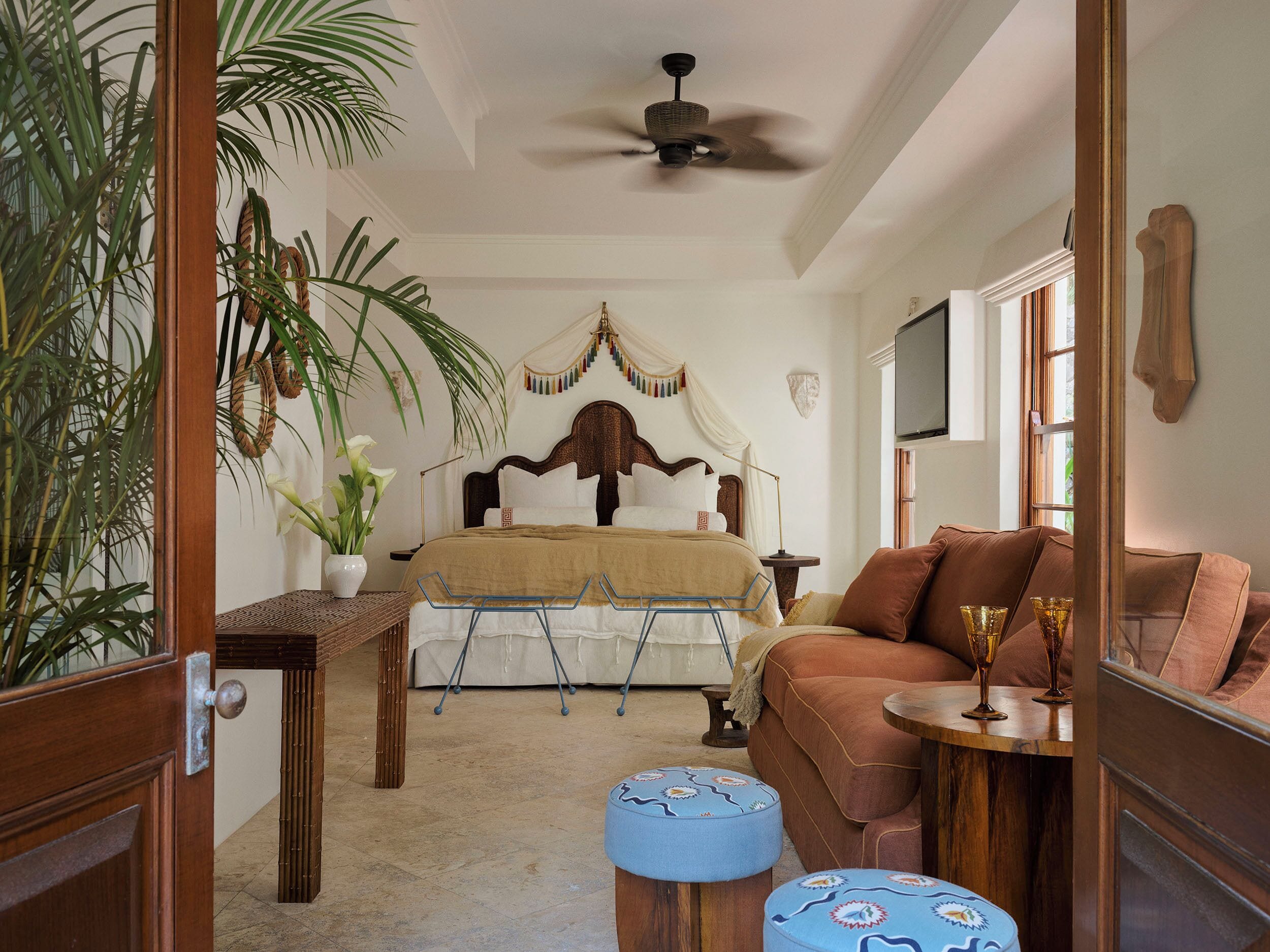 Iron/ironing board, free WiFi