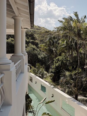 Pool - Raes on Wategos  (Byron Bay)