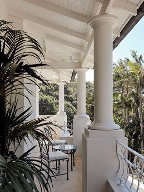 Studio Suite, Balcony, Resort View | Terrace/patio - Raes on Wategos  (Byron Bay)