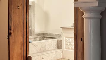 Suite - balkon - havudsigt | Spa | Behandlingsrum til par, graviditetsmassage