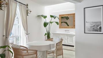 Villa, Poolblick | Speisen