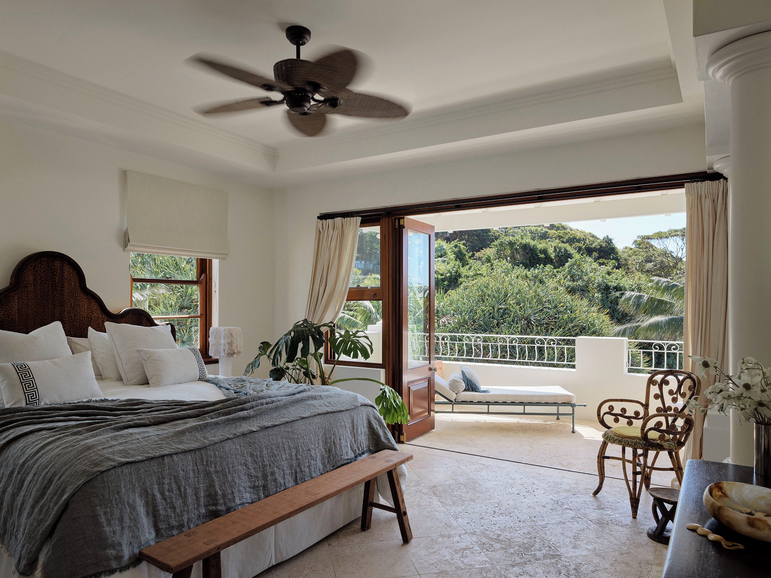 Iron/ironing board, free WiFi