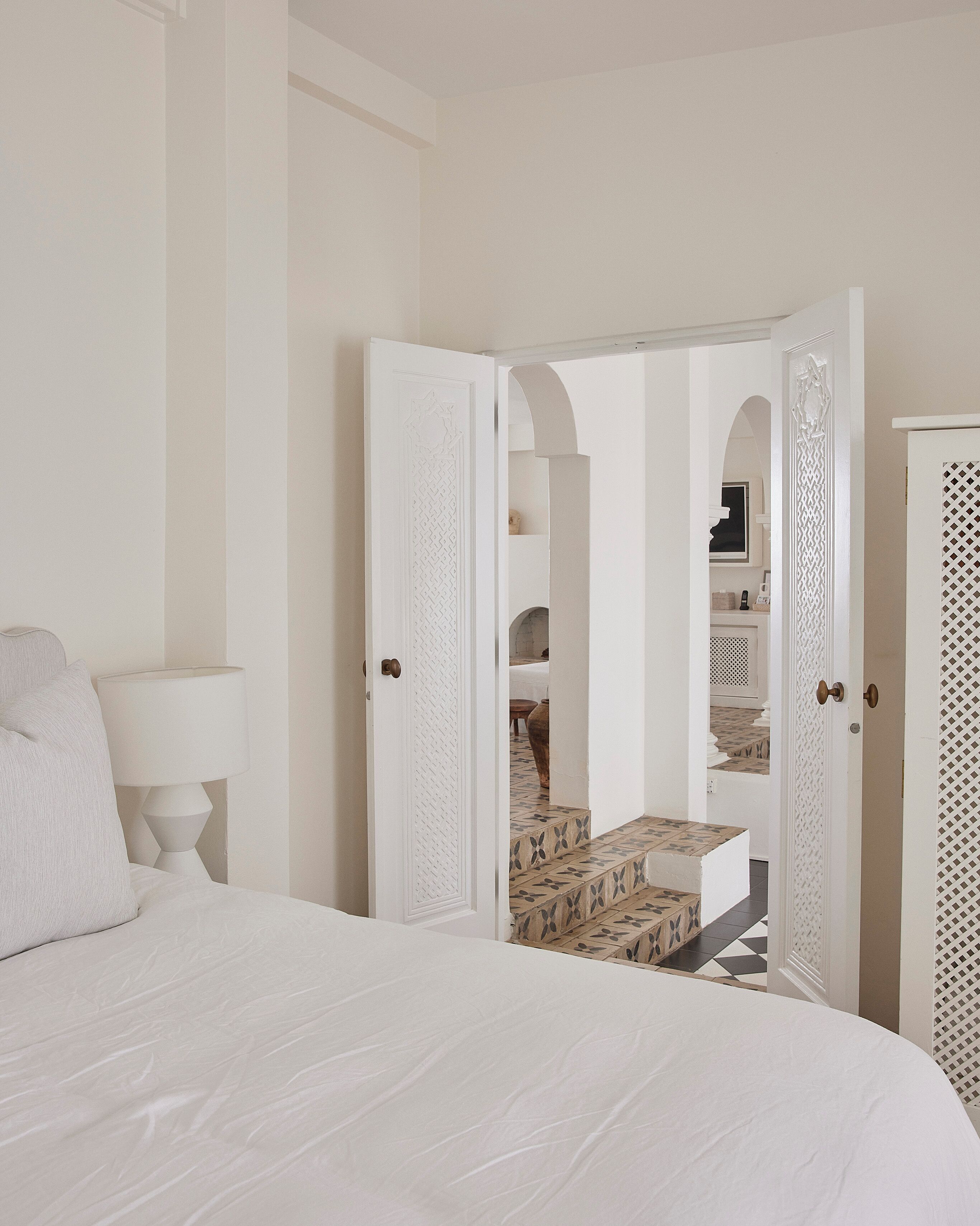 Iron/ironing board, free WiFi