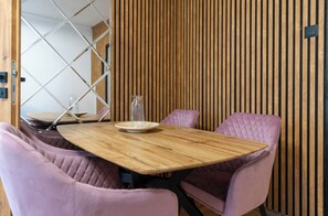 Dining - Roździeńskiego Modern Apartment (Katowice)