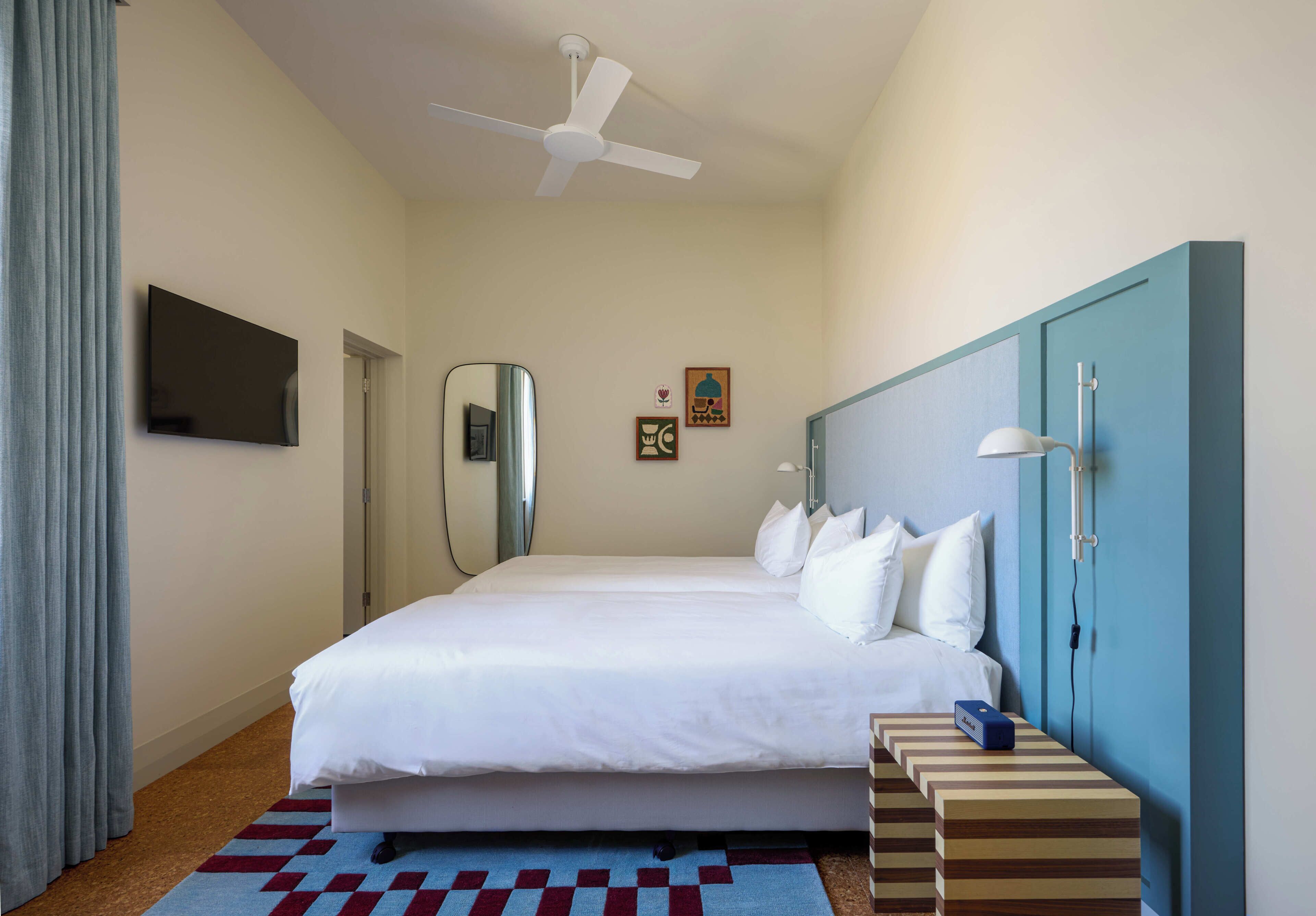 Comfort Double or Twin Room | Minibar, iron/ironing board, free WiFi, bed sheets