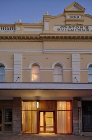 Exterior - Owston Hotel (Fremantle)
