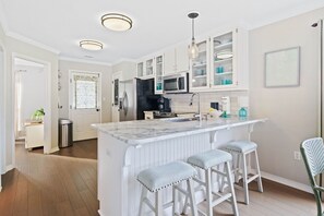 Fridge, microwave, oven, stovetop - Endless Summer - 3BR Gulf Shores Ocean View Beach House (Gulf Shores)
