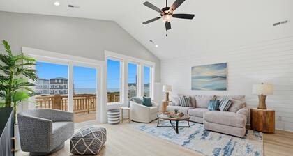 Shorely Grateful! Ocean Views and Coastal Luxury-Walk/Bike To Downtown Surf City