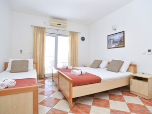 Internet - Studio für 3 Personen by Interhome (Tivat)