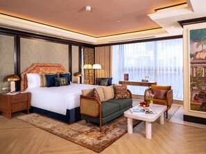In-room safe, iron/ironing board, free wired Internet, bed sheets - Bandra House - IHCL SeleQtions (Mumbai)