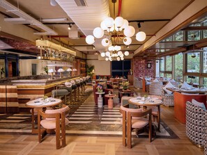 Restaurant - Bandra House - IHCL SeleQtions (Mumbai)