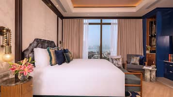Deluxe Room, 1 King Bed