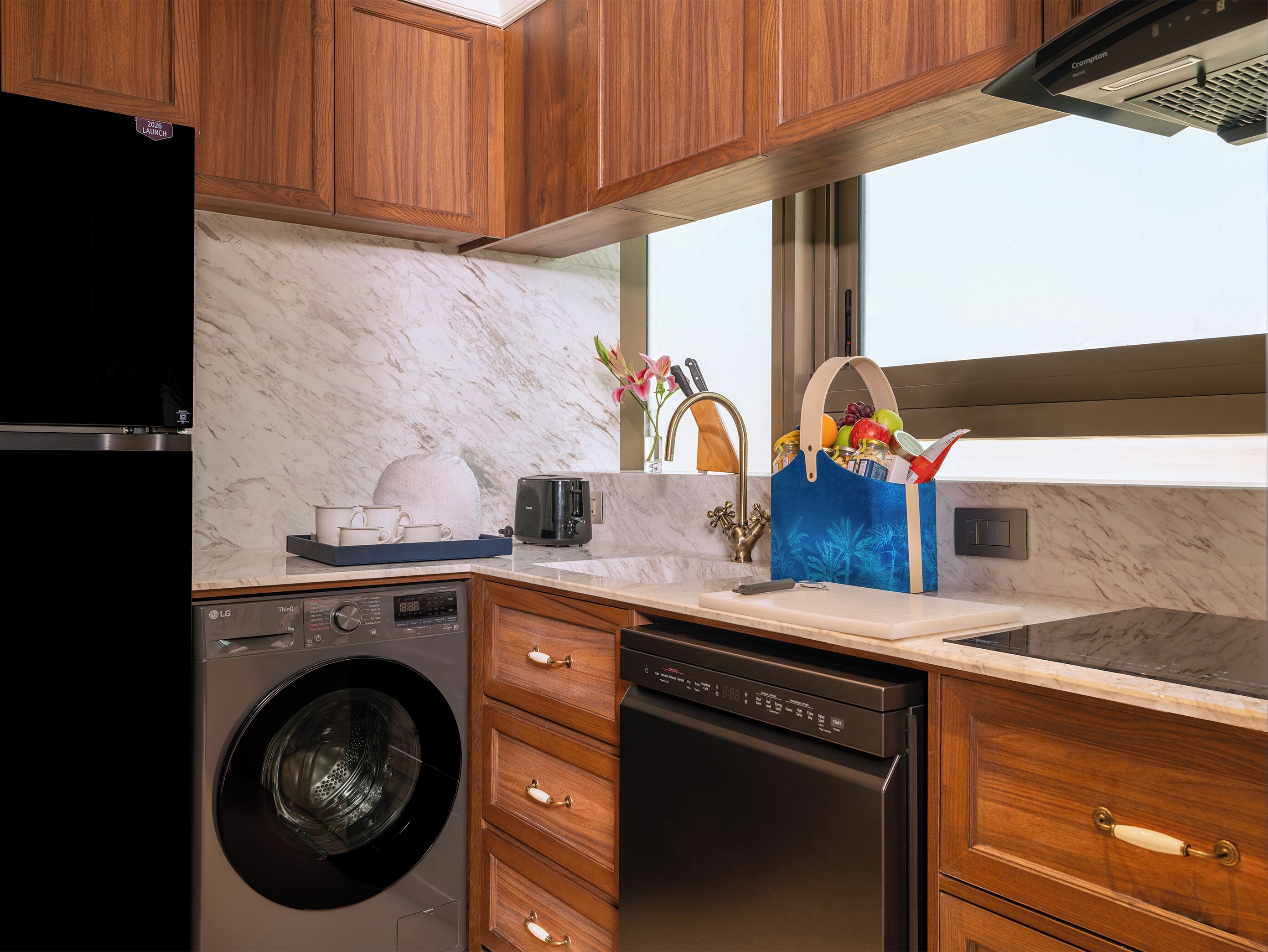 Premier Room, Kitchenette | In-room safe, iron/ironing board, free wired Internet, bed sheets