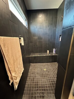 Shower, hair dryer, towels, soap - Luxurious Double Master Suite Home w/ Office, Outdoor Space, and Home Gym (Norman)