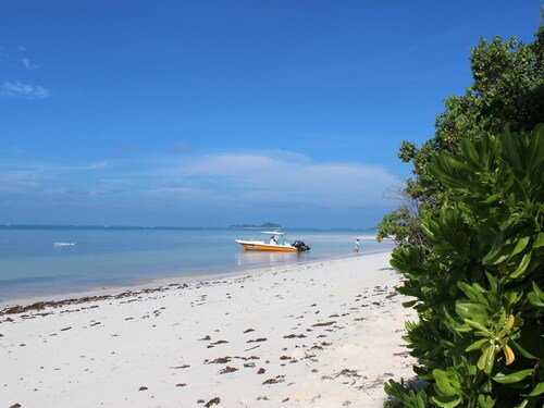 Charmante Ferienwohnung in Grand Anse mit Grill by Interhome