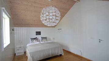 2 bedrooms, internet