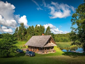 Esterni