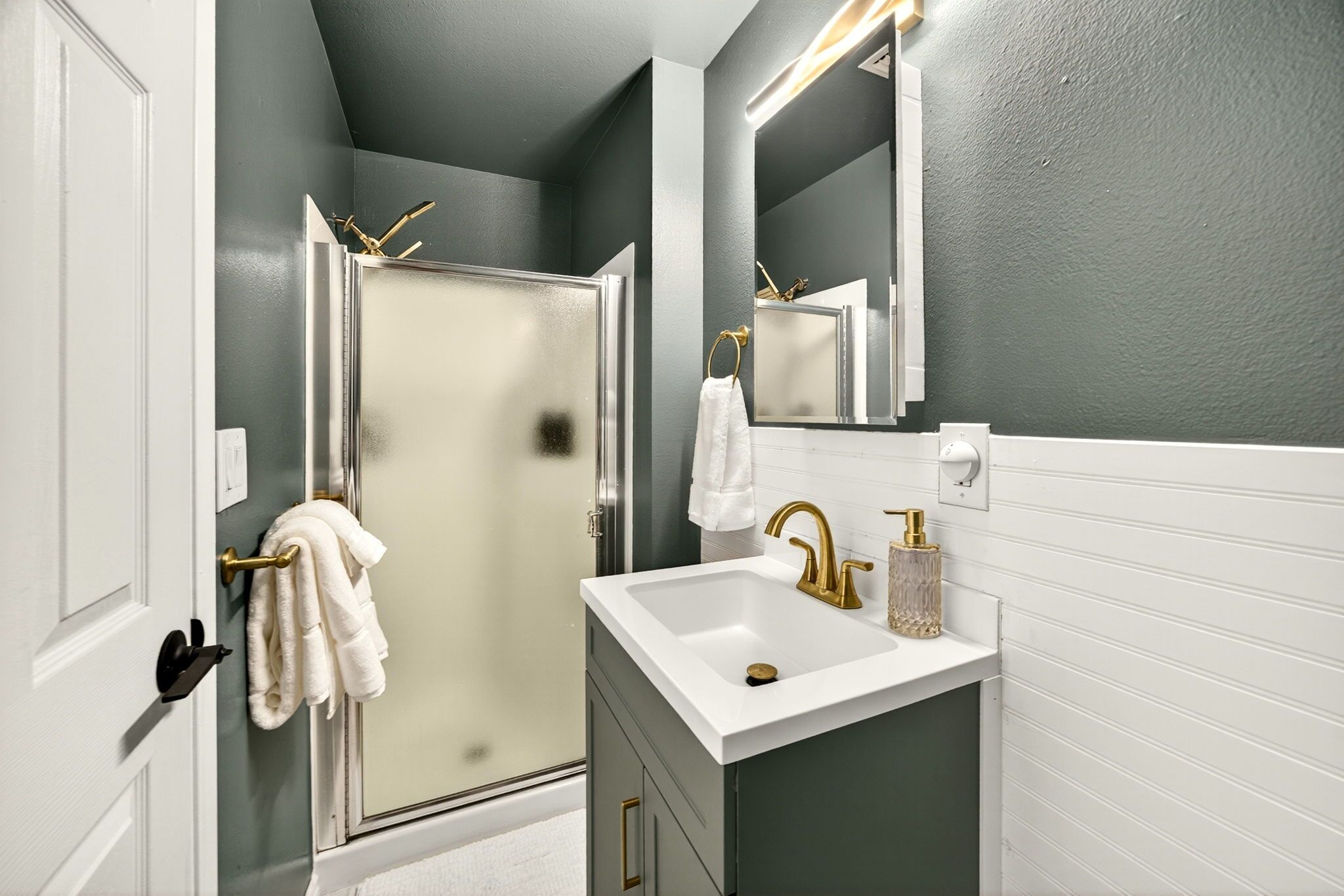 Premium House, 3 Bedrooms, Pets allowed | Bathroom