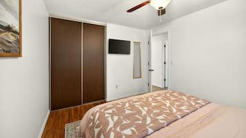 Blackout curtains, iron/ironing board, free WiFi